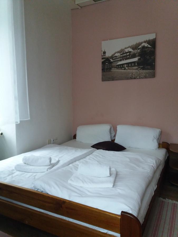 Hotel Dzban Jindrichov Eksteriør billede