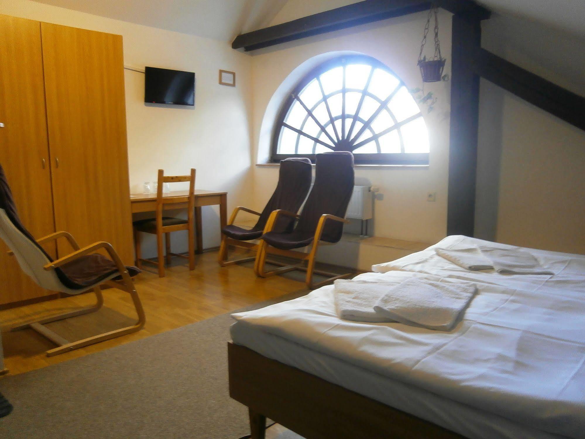 Hotel Dzban Jindrichov Eksteriør billede